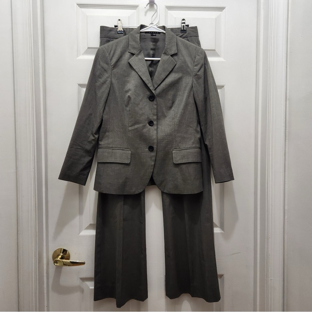 Theory Suit Set - Allya Moakler Suit Jacket and Emery Moakler Pants